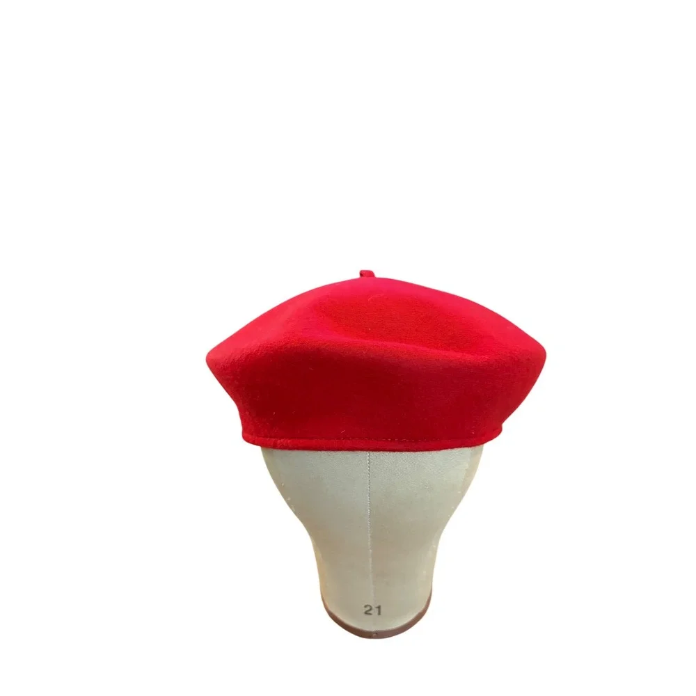 Olivia for Gymboree Red Wool Beret Hat Girls Large Ian Falconer Pig Parisian